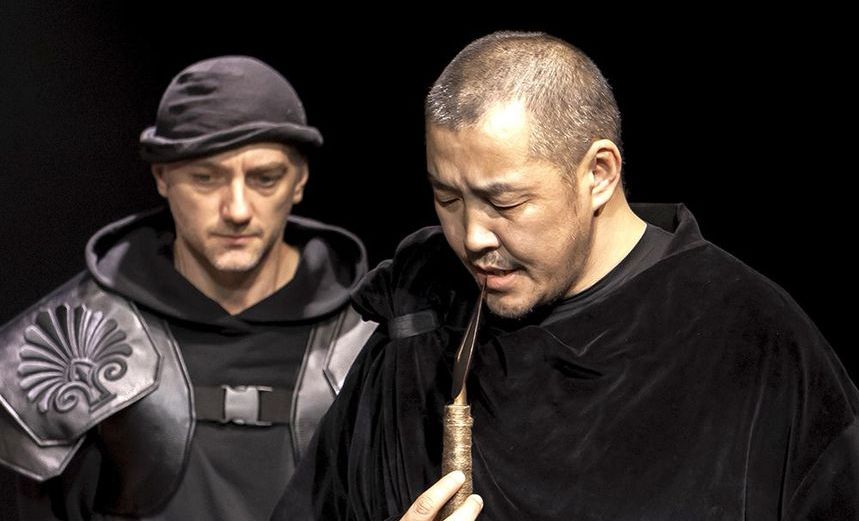 Антигона не может больше жить