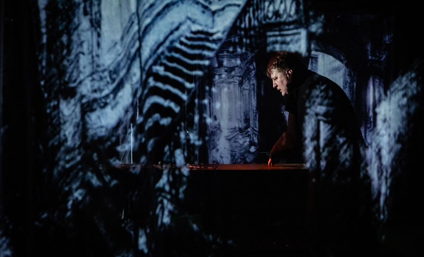 Человек летающий