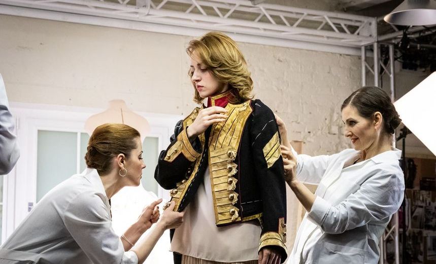 Барышня - крестьянка