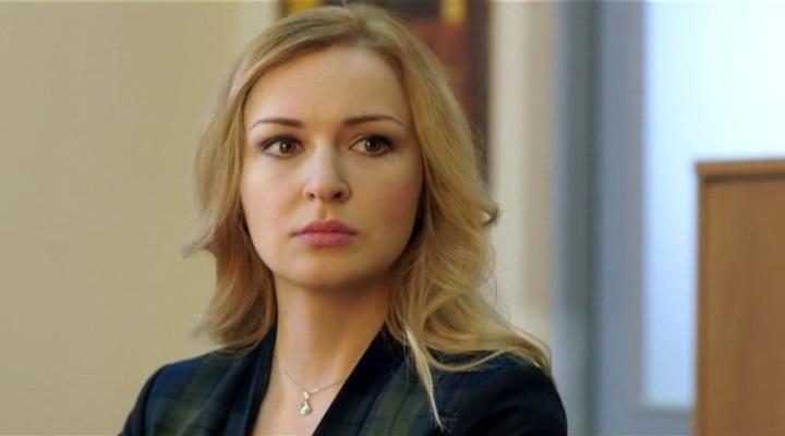 Анна Тараторкина